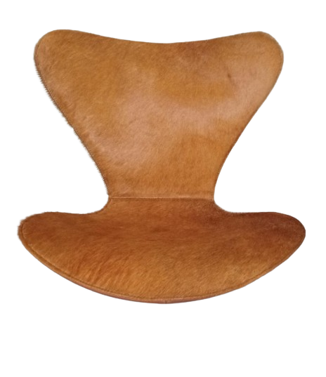 Hairon Leather covers for Arne Jacobsen's 3107/3207 chairs - Deszine Talks