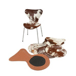 ギャラリービューアに画像を読み込みます。 Hairon Leather covers for Arne Jacobsen's 3107/3207 chairs - Deszine Talks