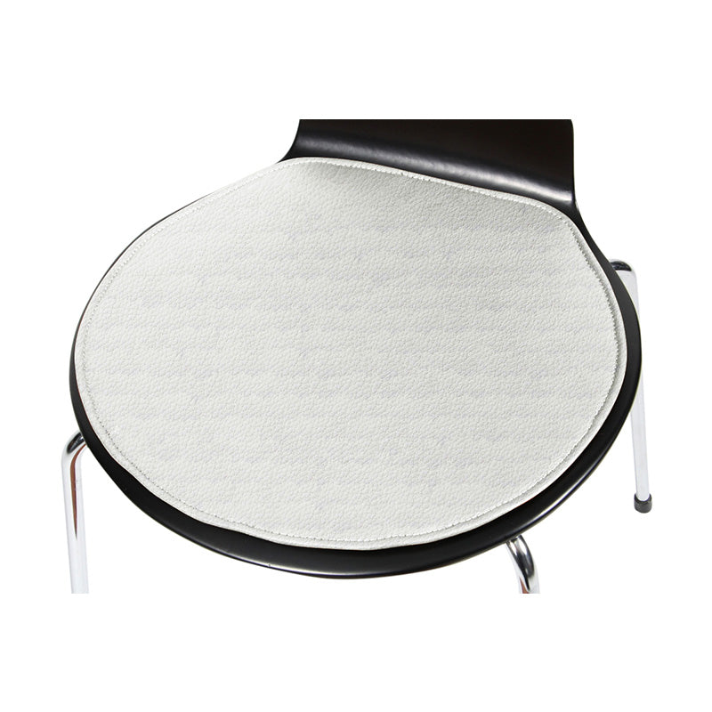 Seat cushions for Arne Jacobsen Ant chair, model Myren (6) - Deszine Talks