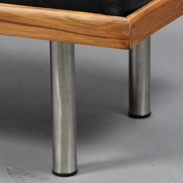 Teak and leather bench / entrance furniture with steel legs - Deszine Talks