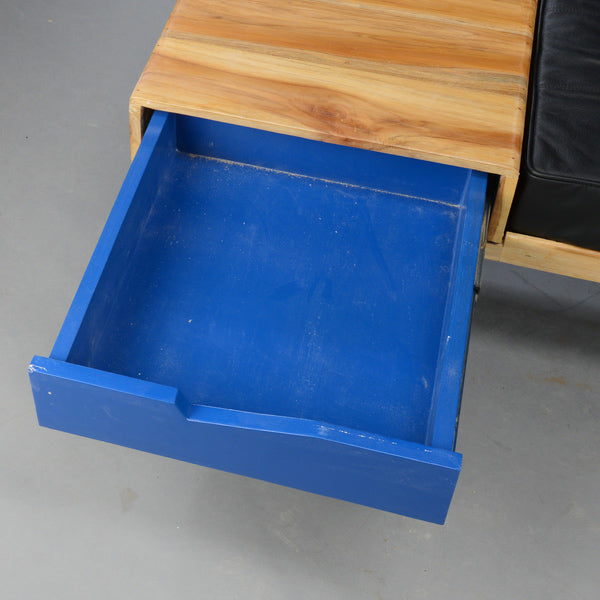 Teak and leather bench / entrance furniture with steel legs - Deszine Talks