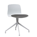 ギャラリービューアに画像を読み込みます。 Leather Chair Pad for model HAY AAC10 - Deszine Talks