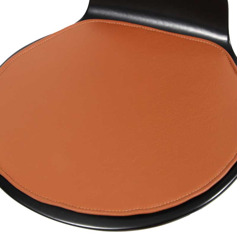 Seat cushions for Arne Jacobsen Ant chair, model Myren (6) - Deszine Talks