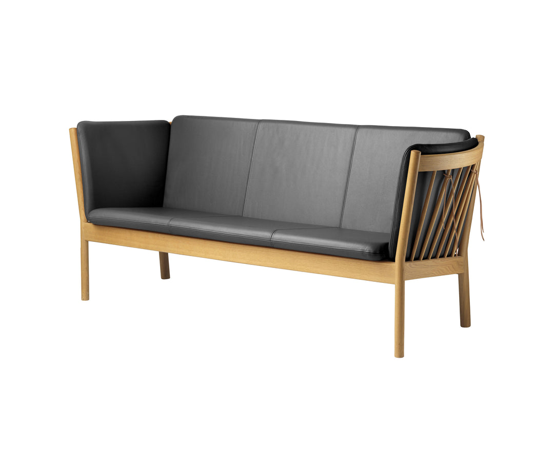 Pillow kit for Erik Ole Jørgensen. Couch sofa- 3pers, model J149 - Deszine Talks