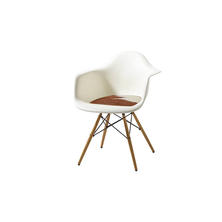 leather cushion for the Charles Eames models DAW, DAR, DAX, DAL and RAR chairs - Deszine Talks