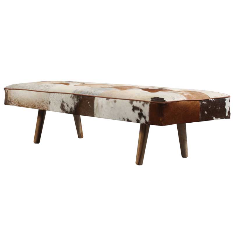 Bench in cowhide leather with wooden legs - Deszine Talks