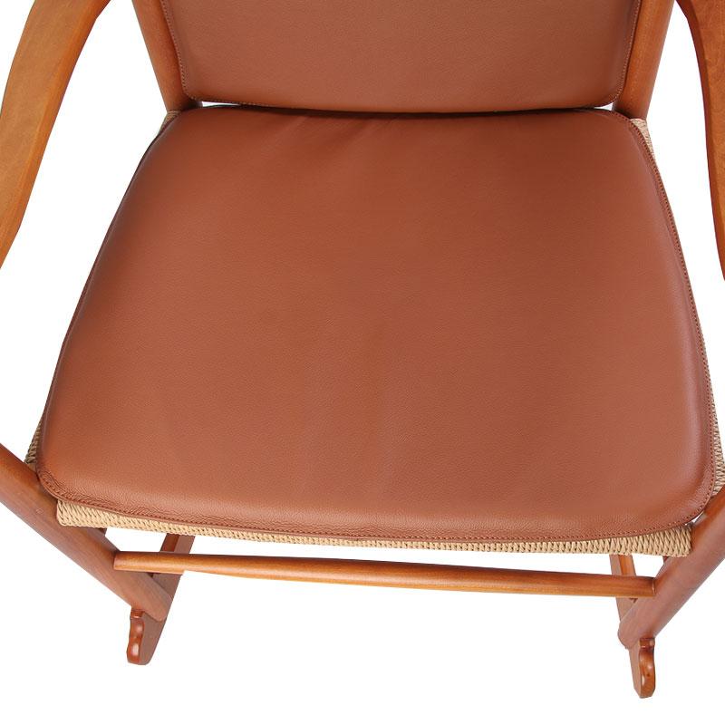Cushion set for Hans . J. Wegner's rocking chair, model J16 - Deszine Talks
