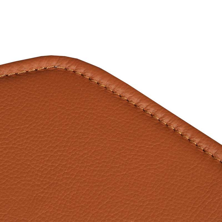 Leather Six cushions for Arne Jacobsen's Astole model 3107/3207 (7éren) - Deszine Talks