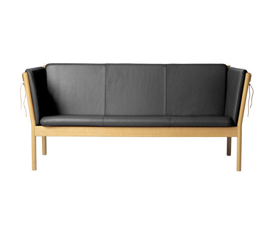 Pillow kit for Erik Ole Jørgensen. Couch sofa- 3pers, model J149 - Deszine Talks